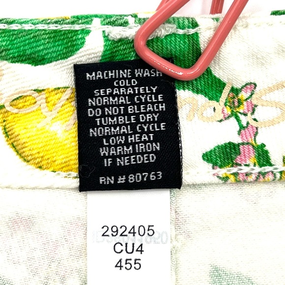 Victoria’s Secret London Jean Short Shorts Lemon Print Boyfriend Shorts Size 6 - Picture 10 of 10